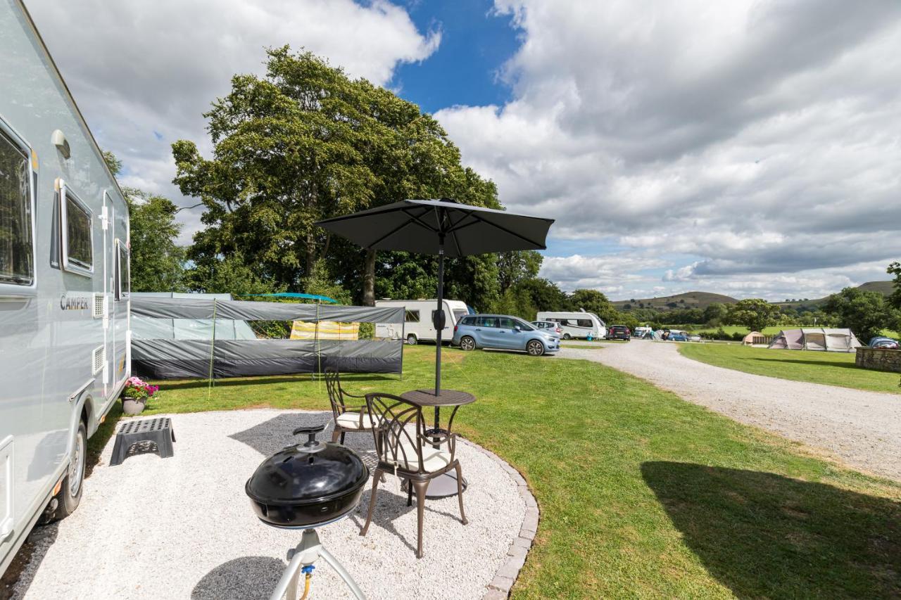 Cosy Caravan On Luxury Campsite Hulme End المظهر الخارجي الصورة
