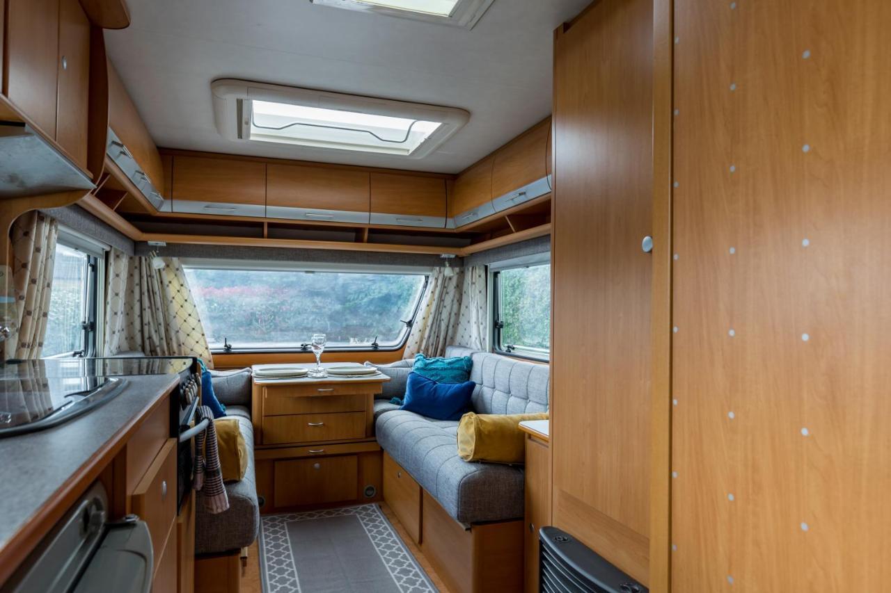 Cosy Caravan On Luxury Campsite Hulme End المظهر الخارجي الصورة