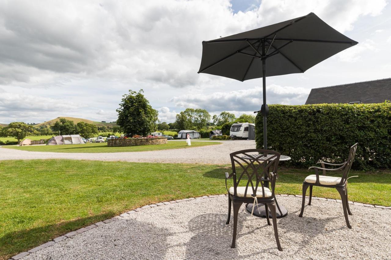 Cosy Caravan On Luxury Campsite Hulme End المظهر الخارجي الصورة