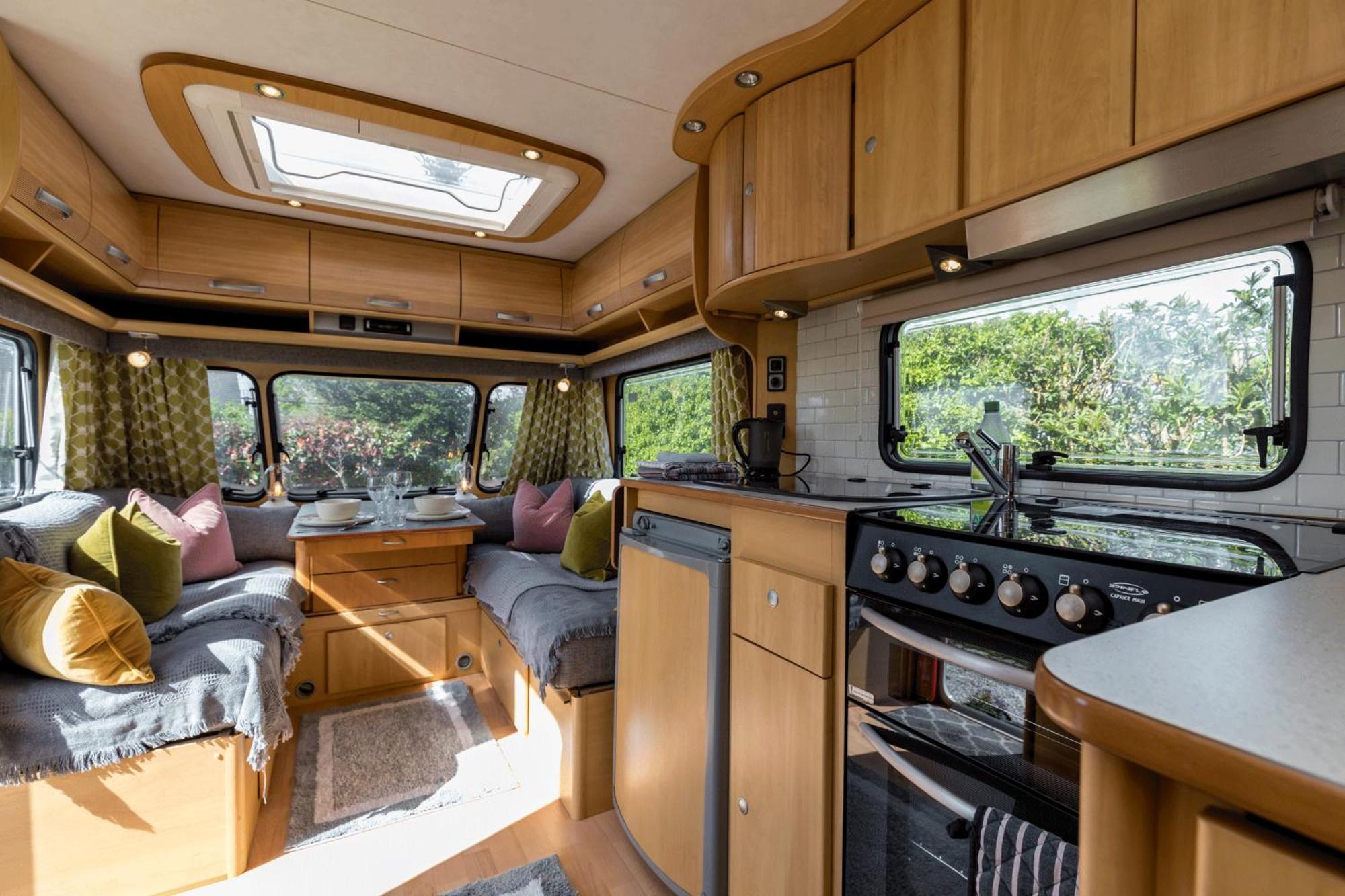 Cosy Caravan On Luxury Campsite Hulme End المظهر الخارجي الصورة