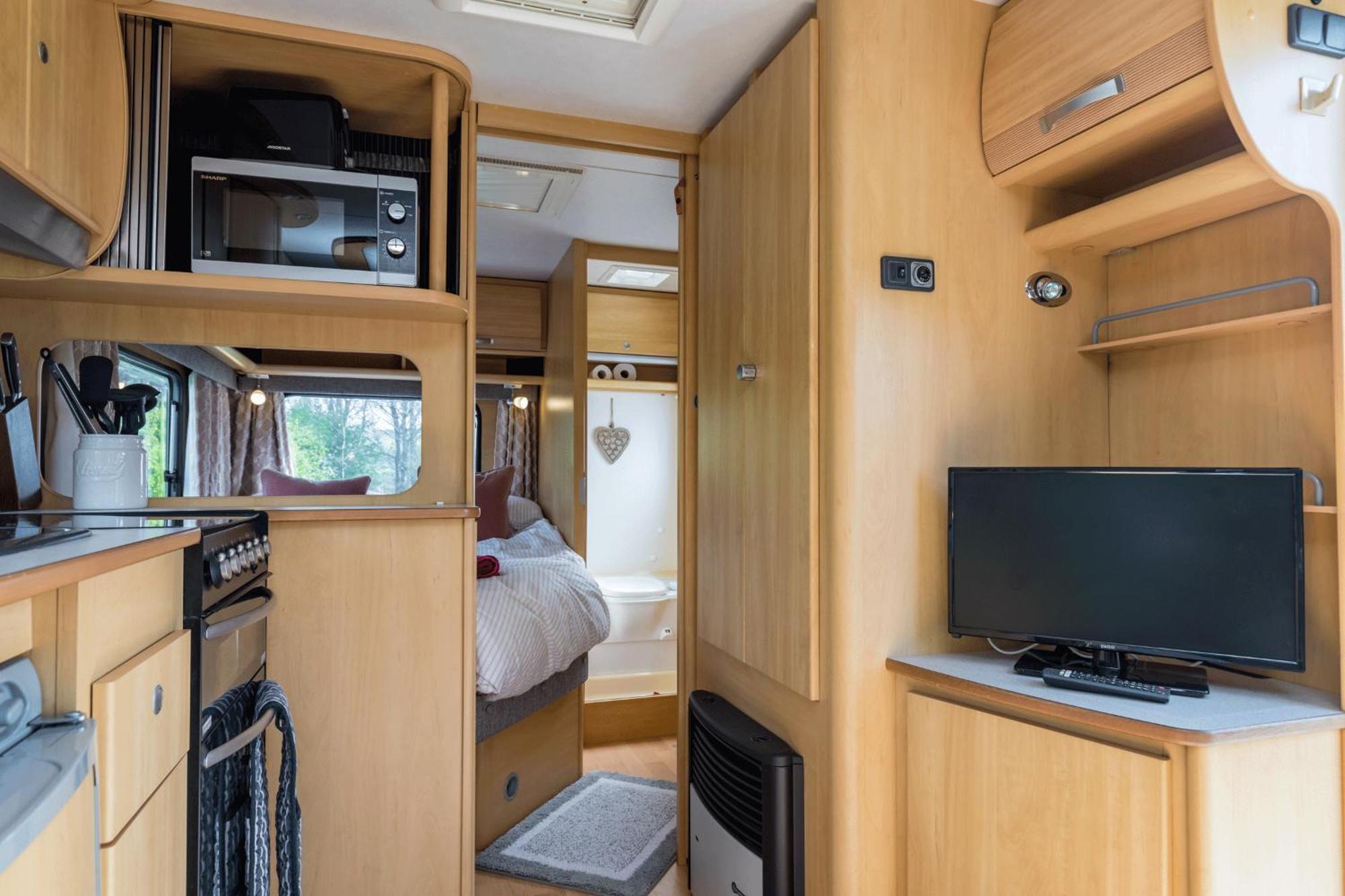 Cosy Caravan On Luxury Campsite Hulme End المظهر الخارجي الصورة
