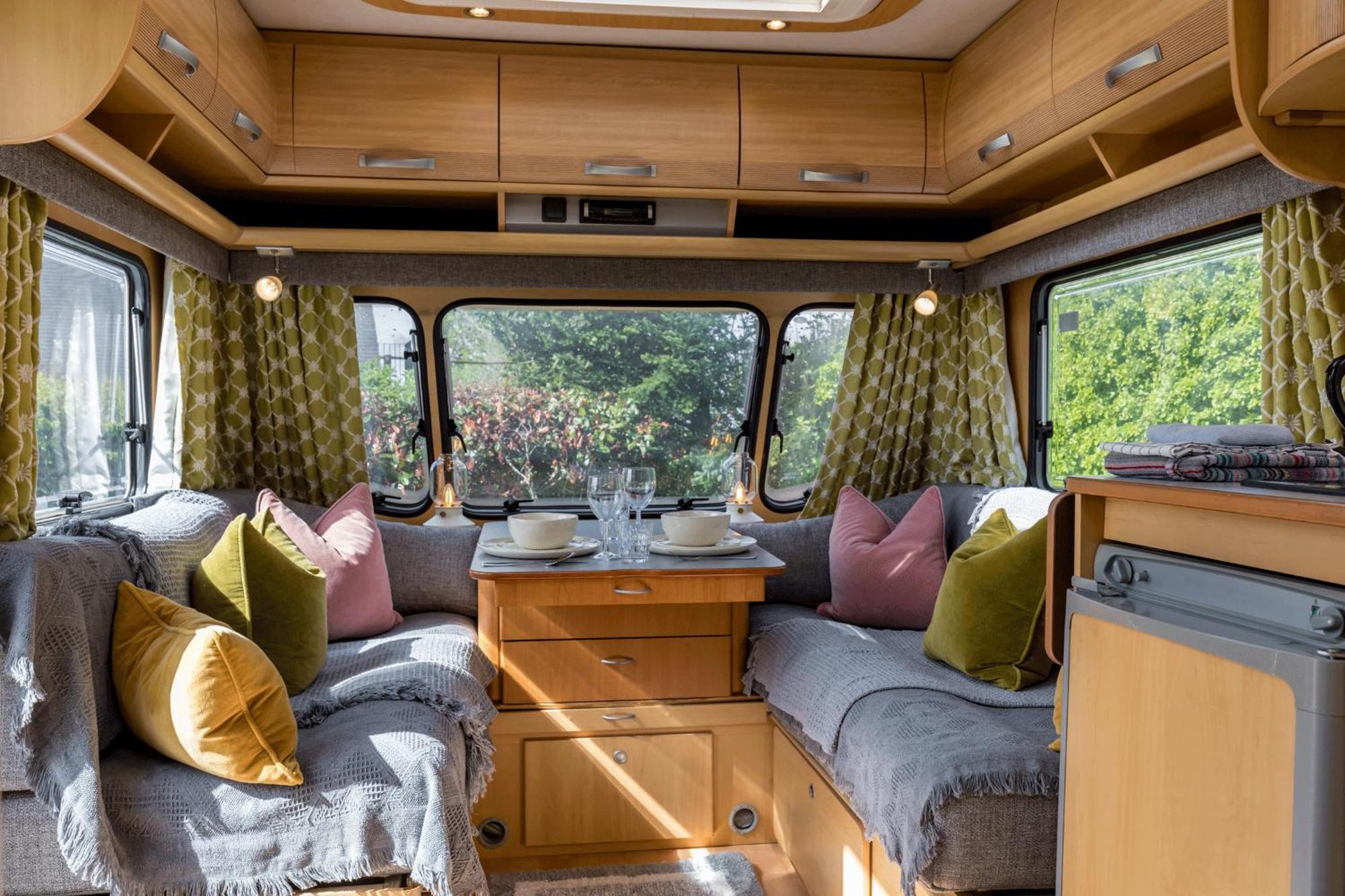 Cosy Caravan On Luxury Campsite Hulme End المظهر الخارجي الصورة